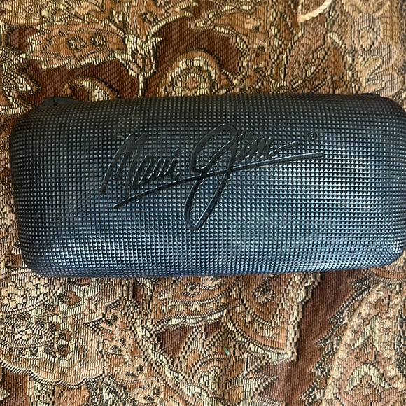 Vintage Maui Jim sunglasses - Picture 6 of 7